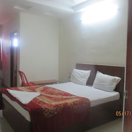 Sri Sai Ganesh Lodge Хайдарабад Экстерьер фото
